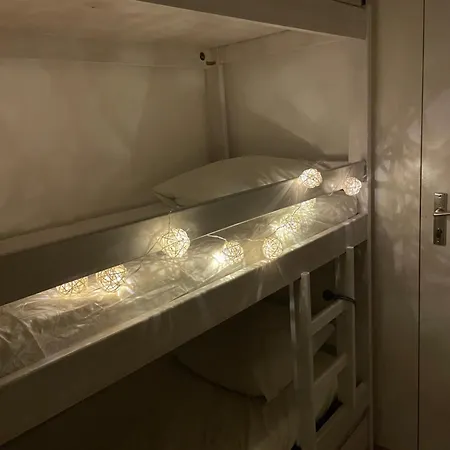 Edelweiss Joli Aux Pieds Du Funiculaire Espace Paradiski *